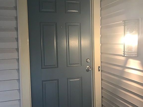 2nd image of 2818 Emma Lee St APT 202