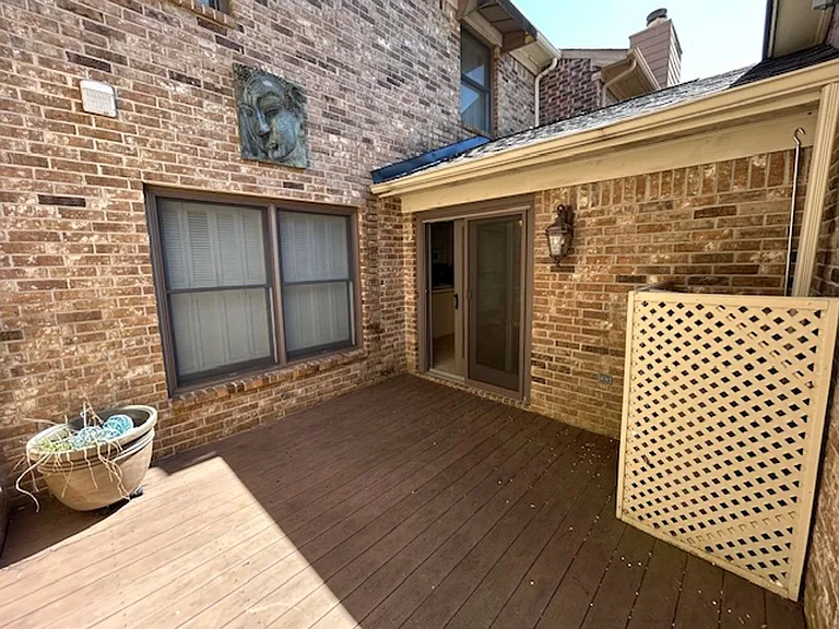 234 W Lake Cir — Photo 21
