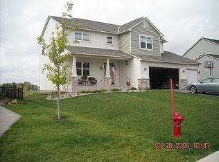 1684 Lenox Dr, Waconia, MN 55387