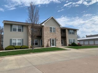 1327 W Covington Ct APT 2, Peoria, IL 61614