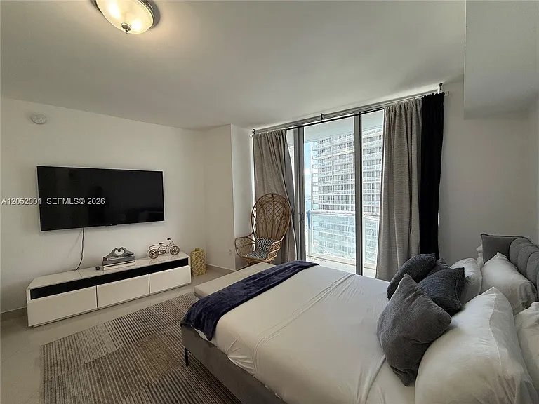 475 Brickell Ave #3207 — Photo 6