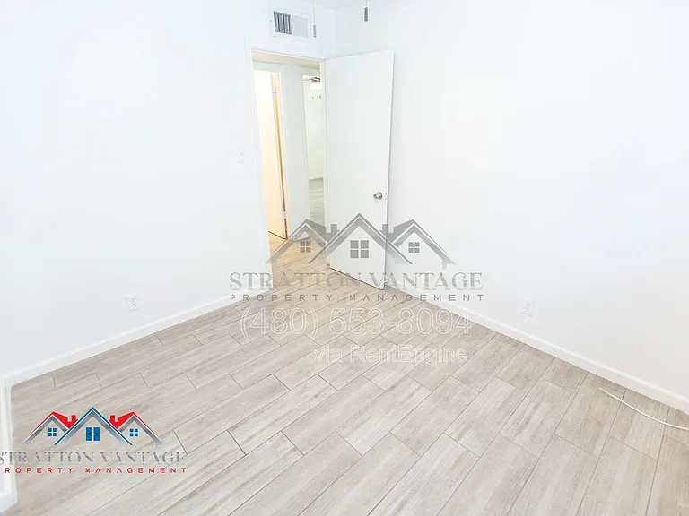 3410 S Cutler Dr — Photo 18