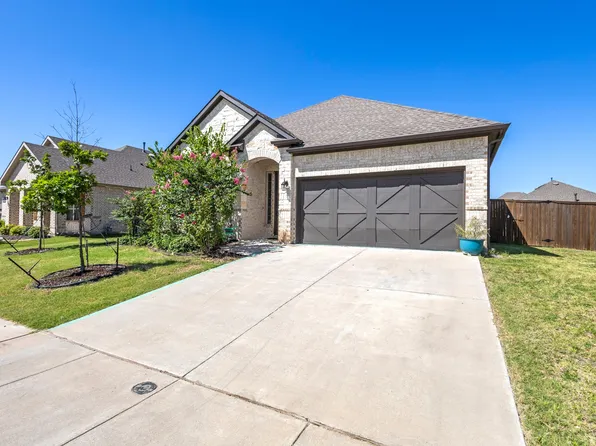 7304 Snyder Ln, Arlington, TX 76002