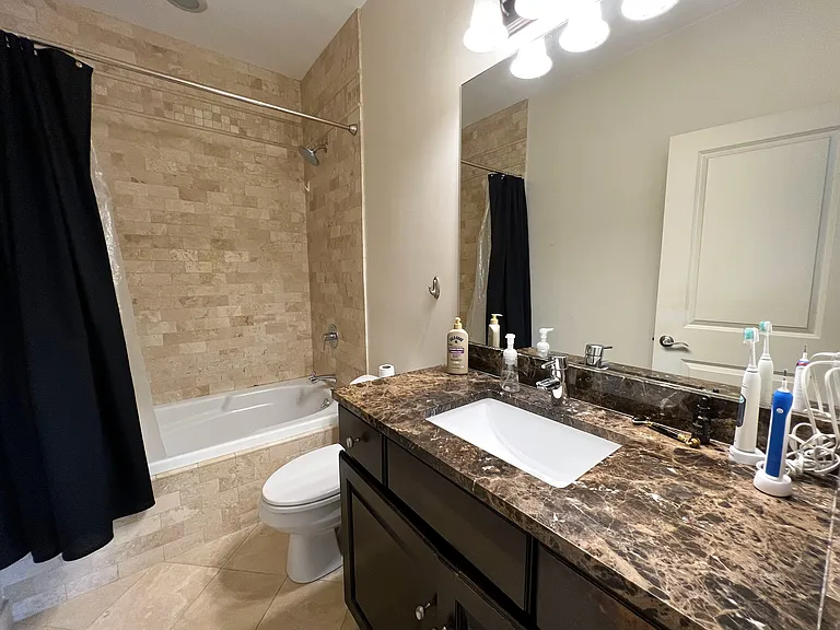 1470 W Carmen Ave #104 — Photo 13