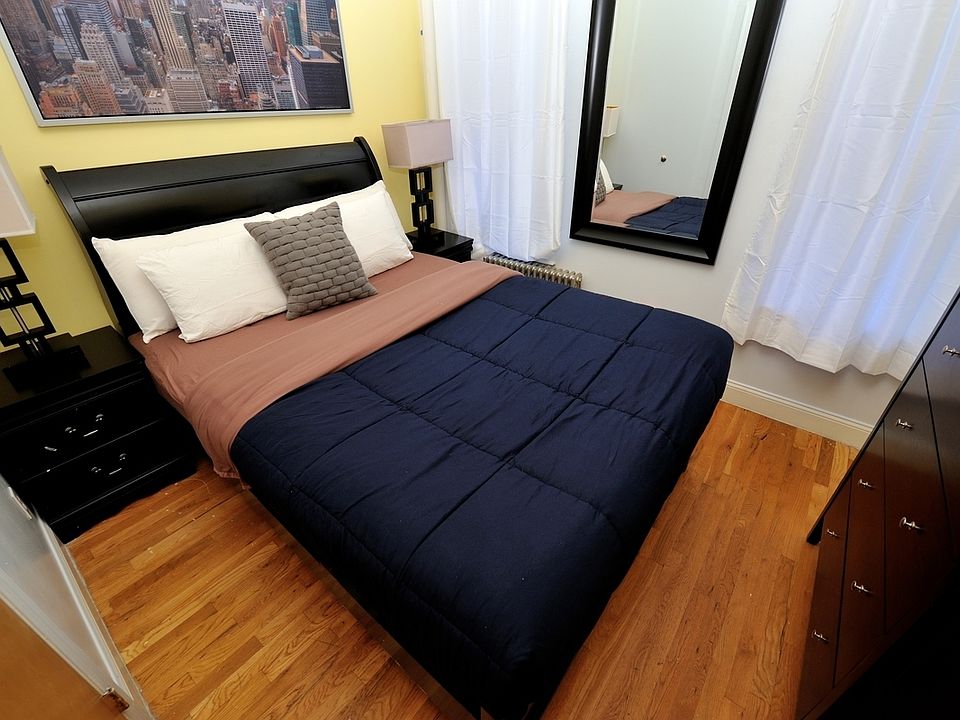 1st image of 88 Mulberry St #13