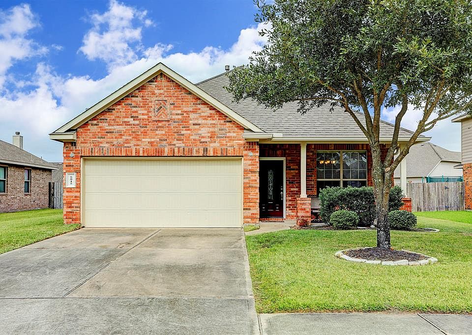 1st image of 6015 Village Grove Dr