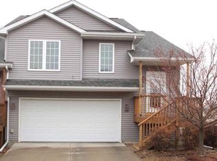 980 Twilight Dr, North Liberty, IA 52317