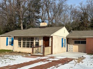 77 Winding Ln, Feasterville Trevose, PA 19053