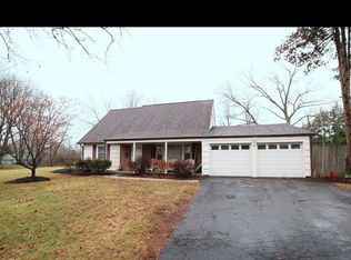 11 Orchid Ct, Somerset, NJ 08873