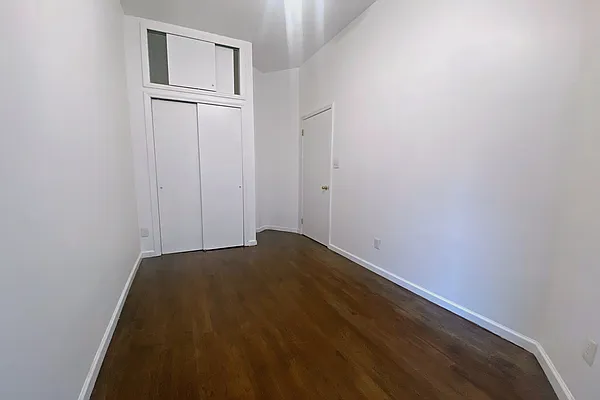 Rented by Douglas Elliman | media 10