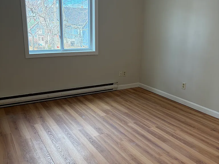 410 Portland St #G — Photo 7