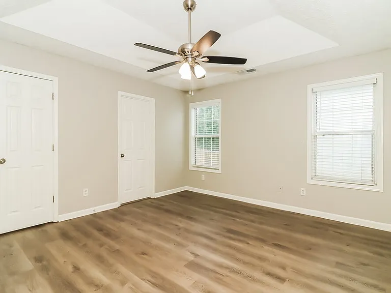 88 Ann Cir SE — Photo 9