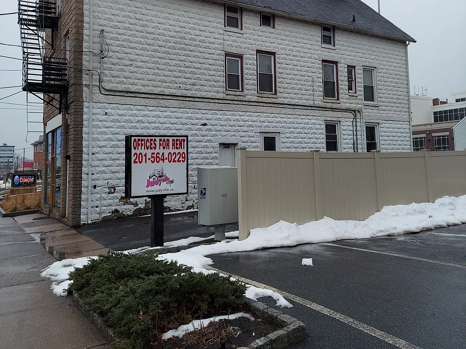 62 Washington Ave