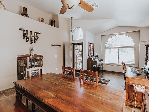 4th image of 5641 W Cactus Garden Dr