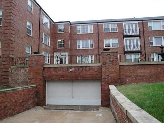 2nd image of 7519 Oxford Dr APT 1A
