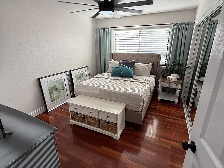 5330 Edgeview Dr — Photo 8