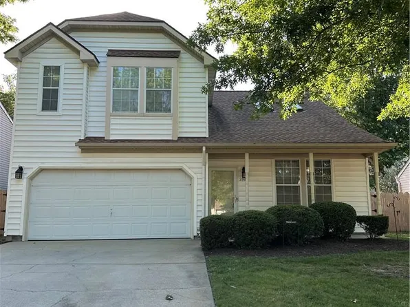 208 Oak Grove Run, Chesapeake, VA 23320