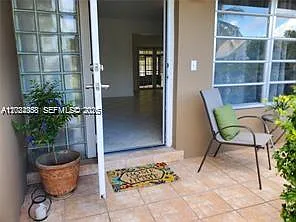 9401 SW 181st St — Photo 3
