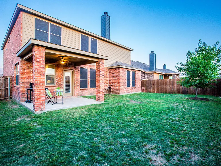 1324 Red River Dr — Photo 41