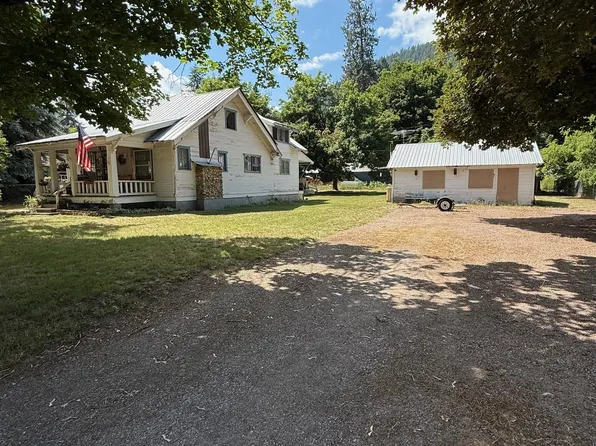 312 E Mineral Ave, Troy, MT 59935