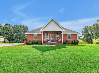 168 Taylor Ln, Lafayette, TN 37083