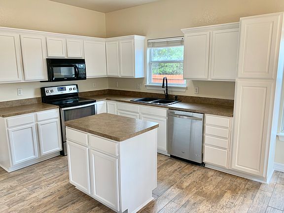 4th image of 126 Driftwood Dr