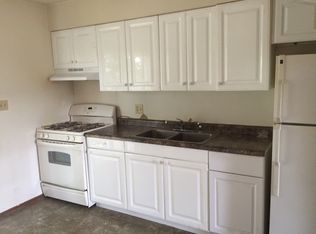 780 Main St APT 8, Antioch, IL 60002