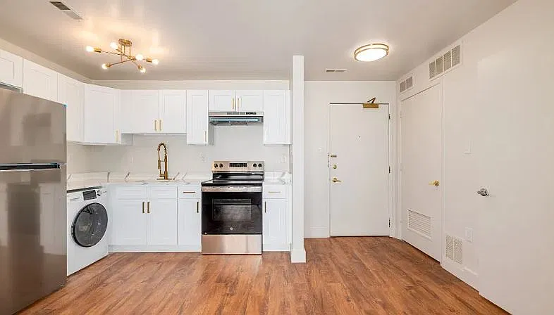 2 bed, $1,750 — Photo 3