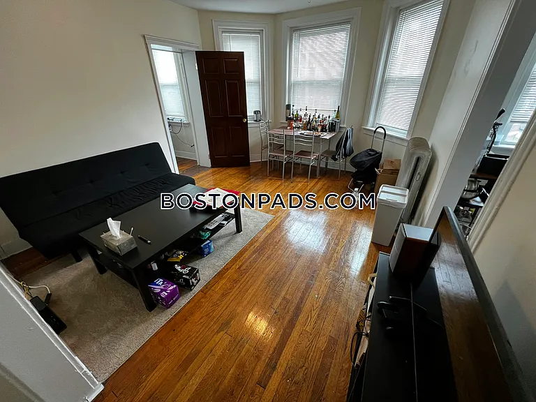 248 Kelton St #9 — Photo 1