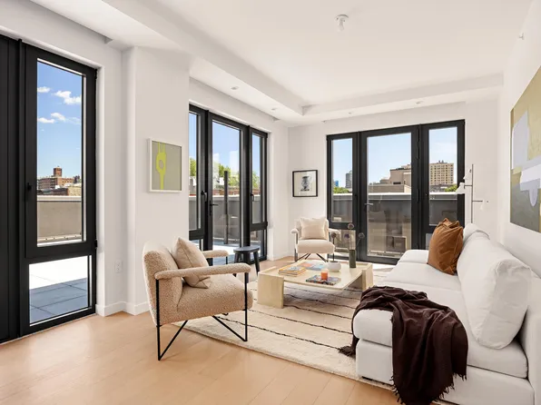 630 Grand Avenue 206 image 1 of 12