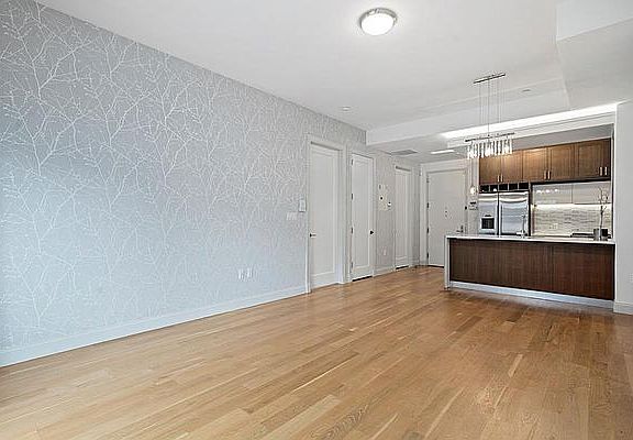 5th image of 42 Maspeth Ave APT 2G