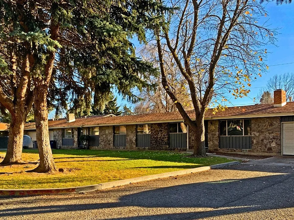Building Photo 3