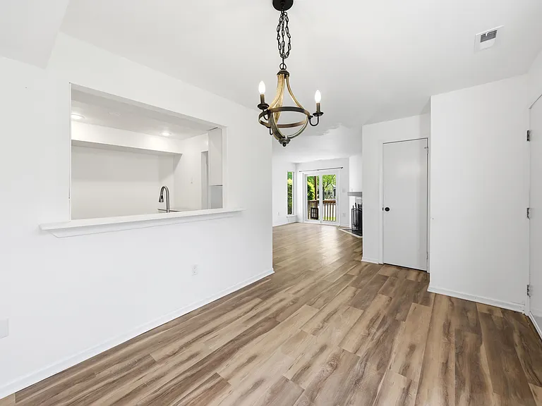 118 Woodlake Dr #118 — Photo 18