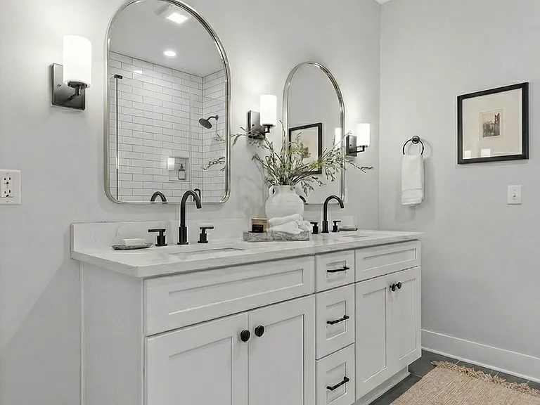 Master Bath 1 - 3rd Floor