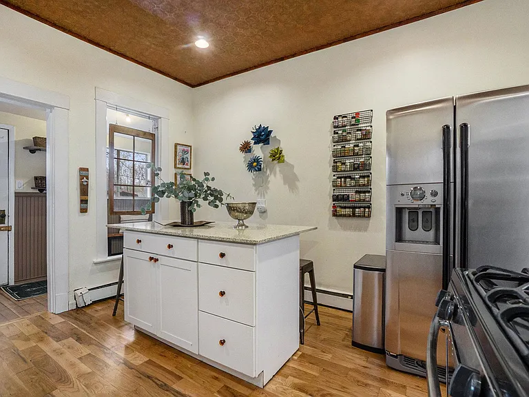 822 Laporte Ave — Photo 5