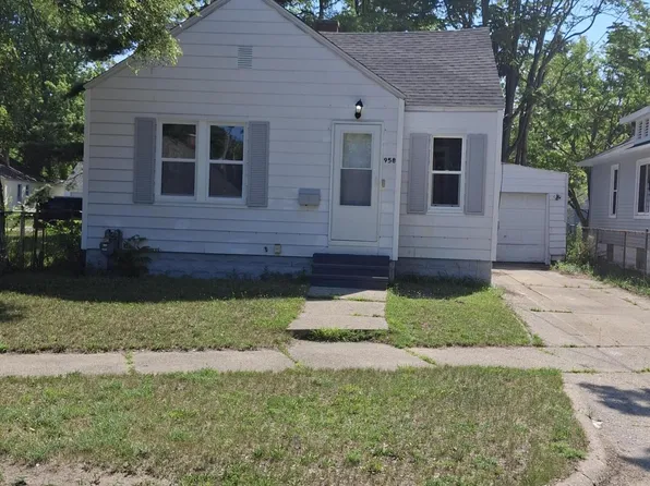 1958 Terrace St, Muskegon, MI 49442