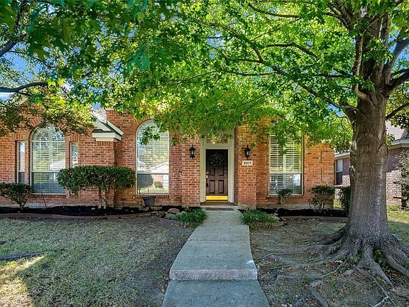 4th image of 5017 China Berry Dr