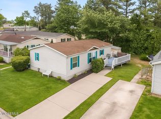 211 Holly Court, Whiting, NJ 08759