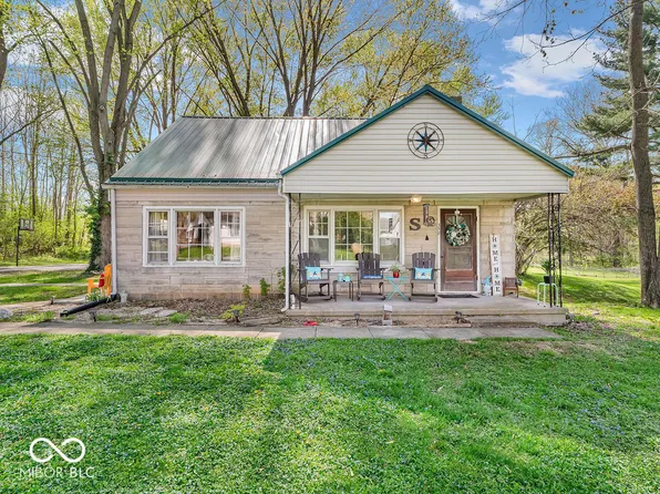 358 Lincoln Ave, Cloverdale, IN 46120