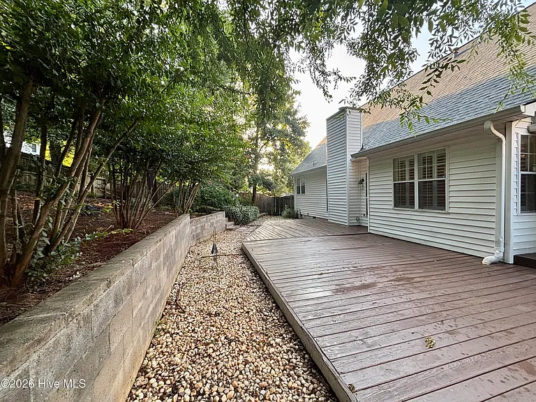 702 Rye Hill Dr — Photo 14