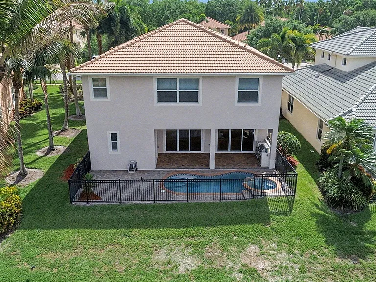 12054 Aviles Circle Palm — Photo 43