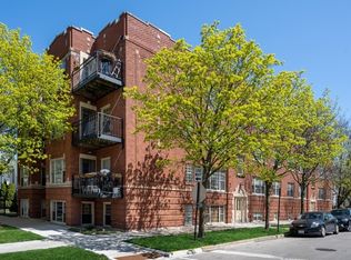 2548 W George St APT 1, Chicago, IL 60618