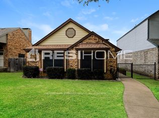 2016 Feather Ln, Lewisville, TX 75077