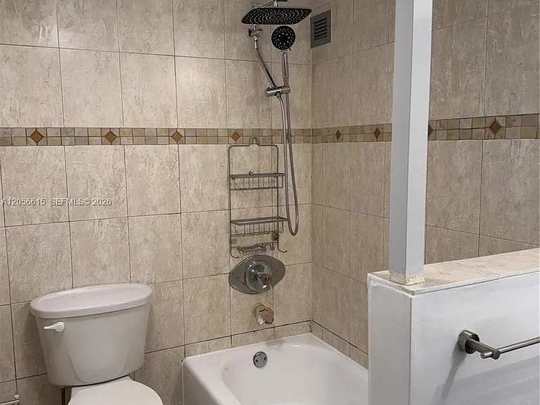 17011 N Bay Rd #516 — Photo 18