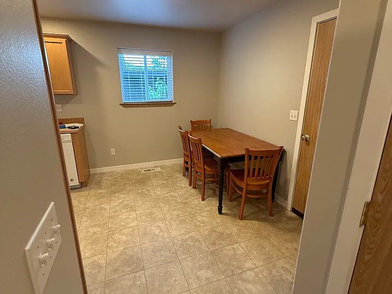 Kitchen/Dining