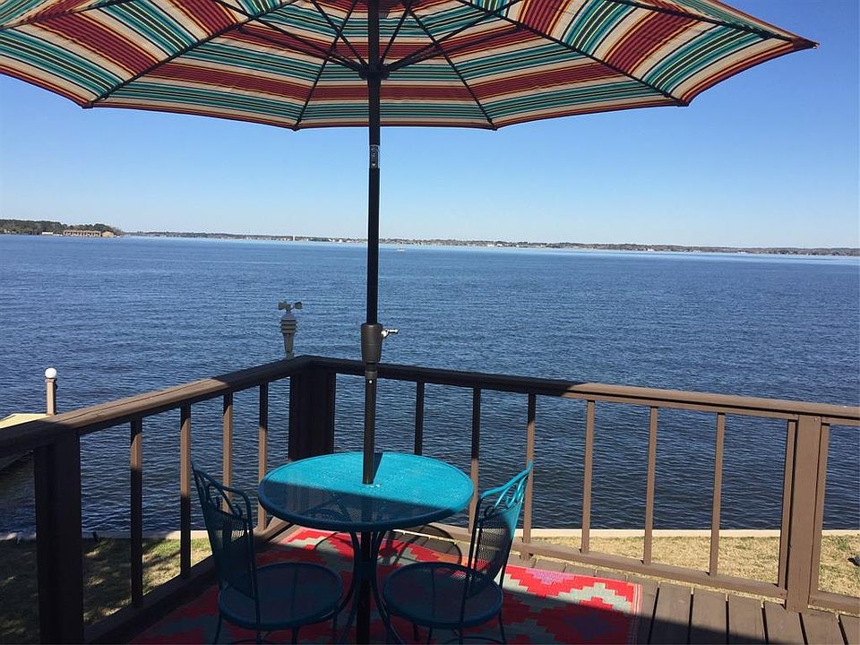 1st image of 69 Lakeview Vlg