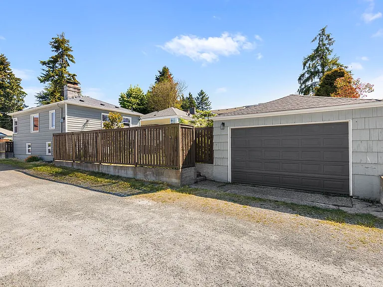 4143 SW Kenyon St — Photo 8