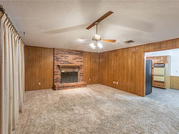 3rd image of 507 Quail Run St