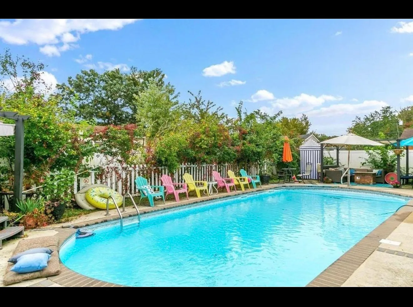 27 Georgian Blvd photo 1