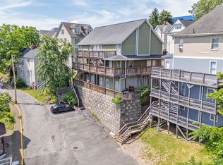 400 Forest Ave | 2 Bed, 3 Bed, & 4 Bed Options, Morgantown, WV 26505